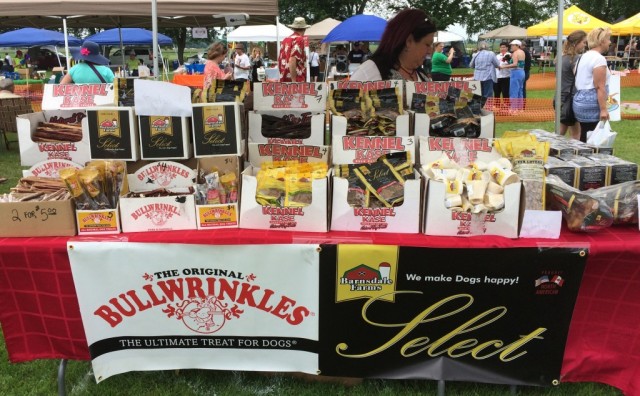 Bullwrinkles booth at wienerfest