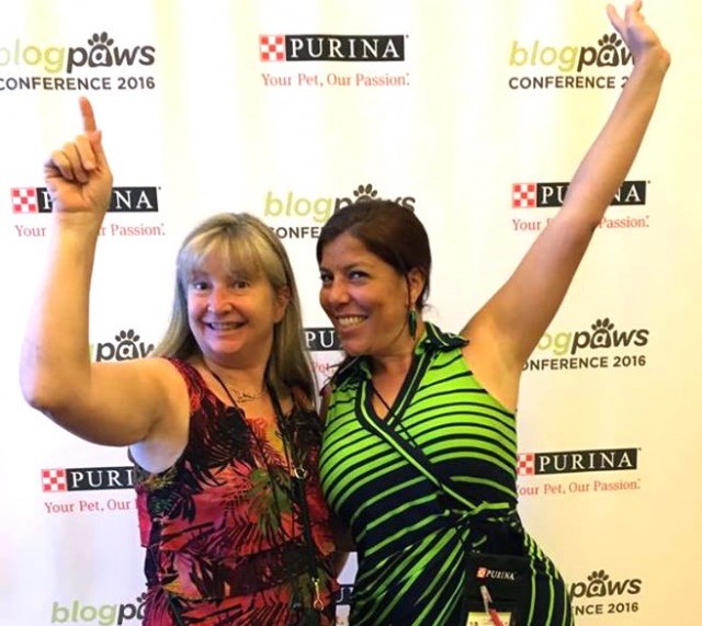 BlogPaws Red carpet with Dana