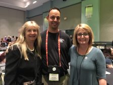 Susan, Eldad and Kristen (thedailypip.com) at BlogPaws